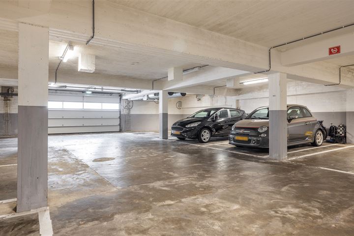 Bekijk foto 35 van Reeweg Oost 123-K