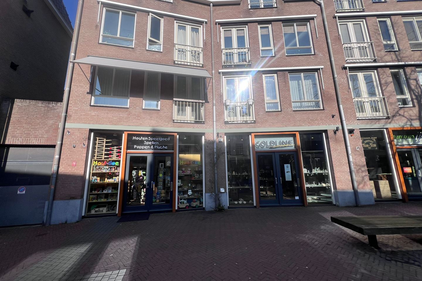 Bekijk foto 2 van Minderbroedersstraat 27