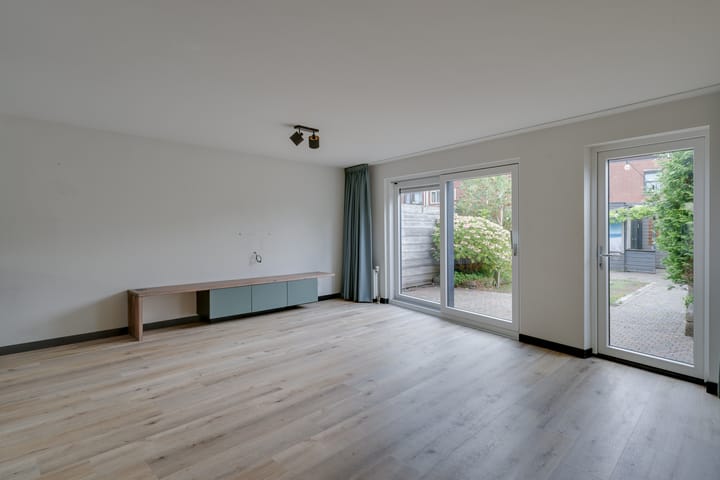 Foto 7 van Luttikhof 13