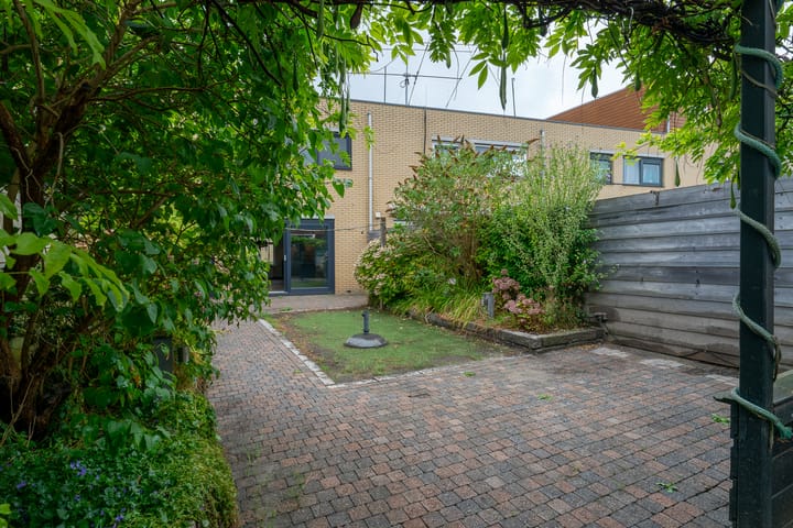 Foto 30 van Luttikhof 13