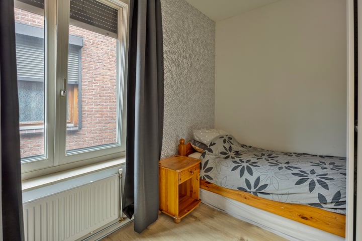 Bekijk foto 34 van Gronausestraat 1206