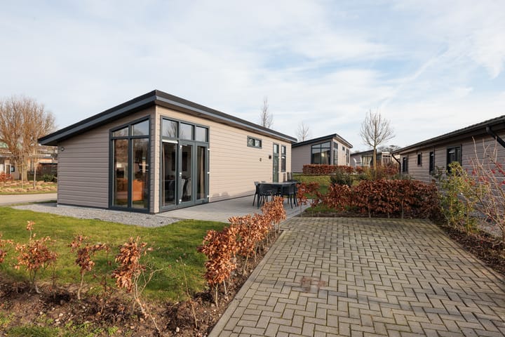 Photo 2 of Valkenburgerweg 128-520