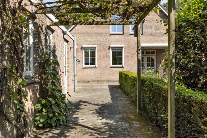 View photo 55 of Akkerroosstraat 22