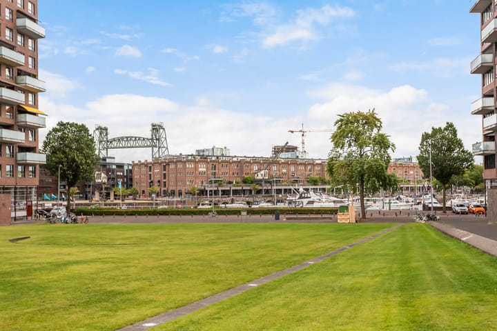 Foto 28 van Eric Kropstraat 8