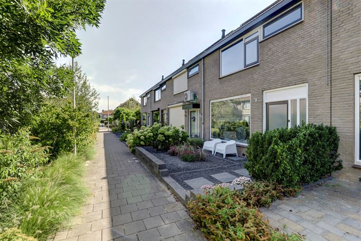 View photo 5 of Jupiterstraat 7