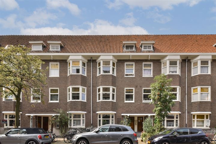 Bekijk foto 1 van Warmondstraat 172-H