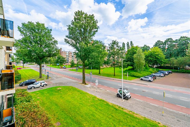 Bekijk foto 4 van Burgemeester Haspelslaan 146