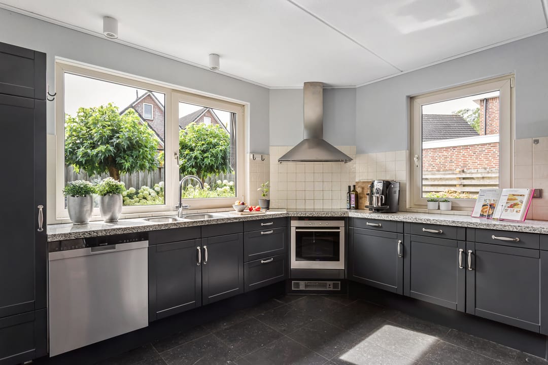 Foto 11 van Provencelaan 4