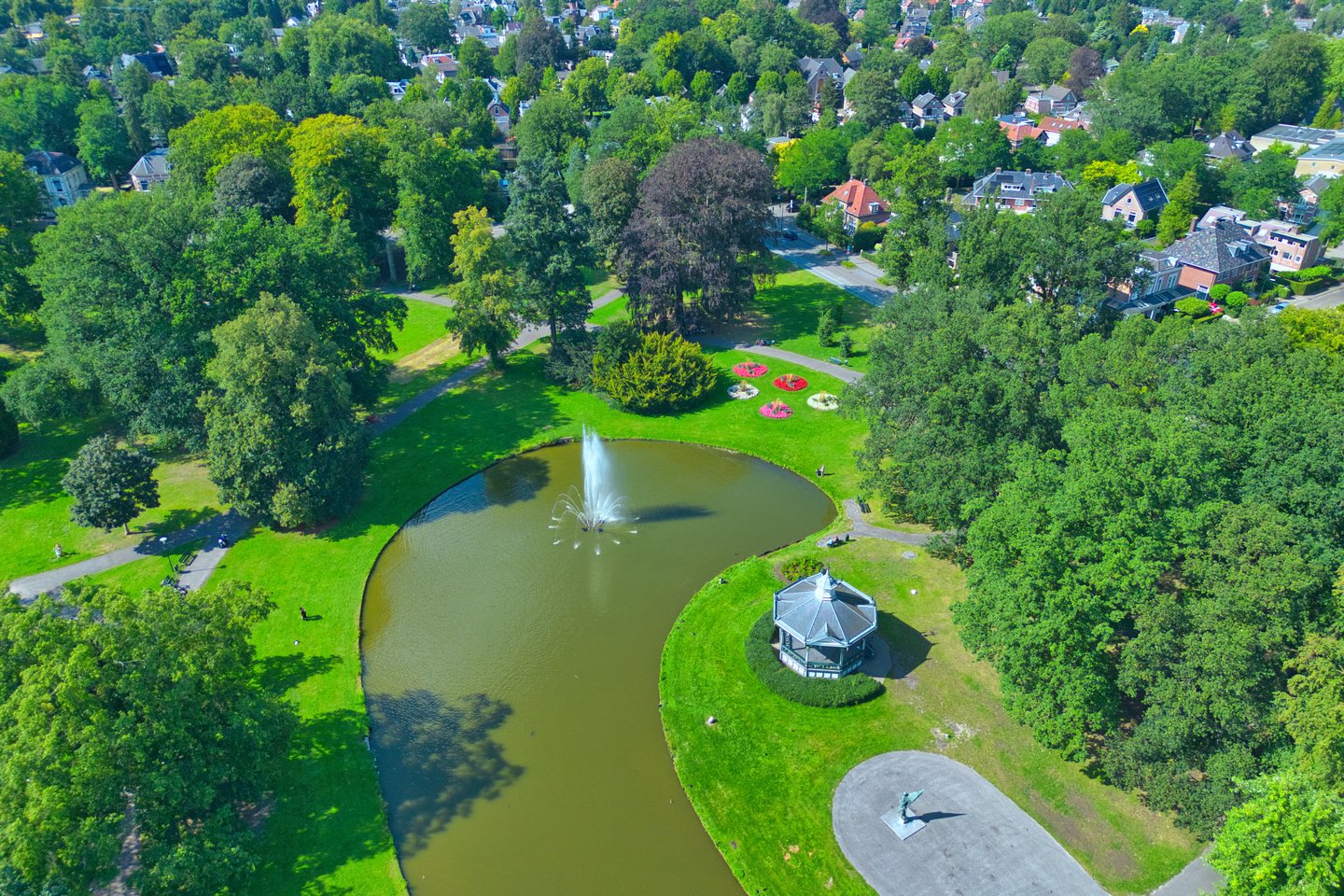 Bekijk foto 3 van Regentesselaan 24