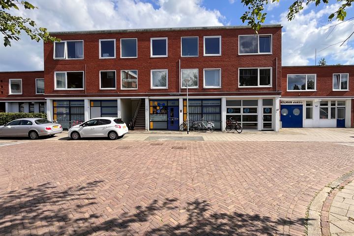 Bekijk foto van Paulus Potterstraat 42