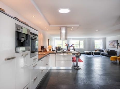 Plein 32 tertiary image