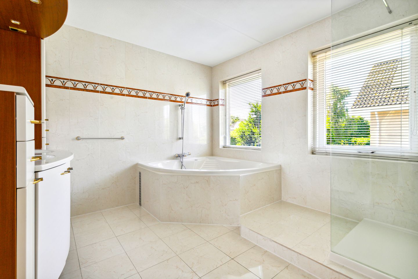 Photo 44 of Menkemaborg 30