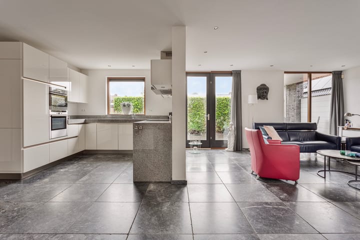 Foto 15 van Postweg 46