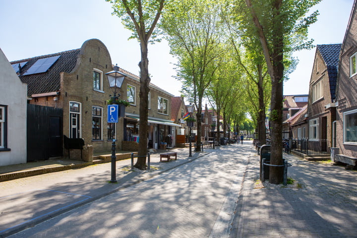 Bekijk foto 4 van Oosterburen 20