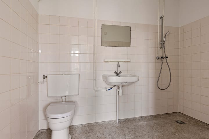 Photo 9 of Jan van Galenstraat 289-3