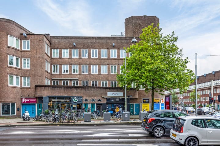 Photo 19 of Jan van Galenstraat 289-3