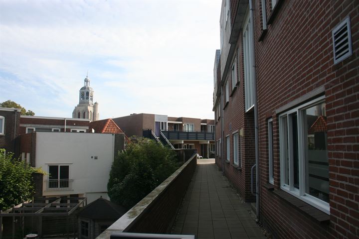 View photo 1 of Kaatsbaan 14