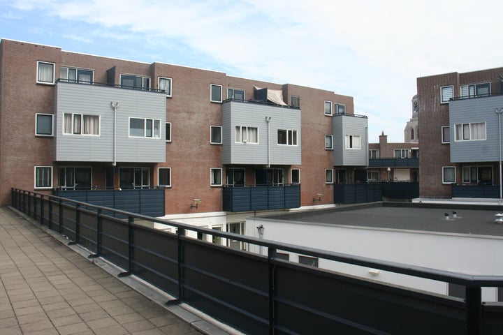 View photo 2 of Kaatsbaan 14