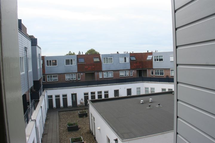 View photo 20 of Kaatsbaan 14