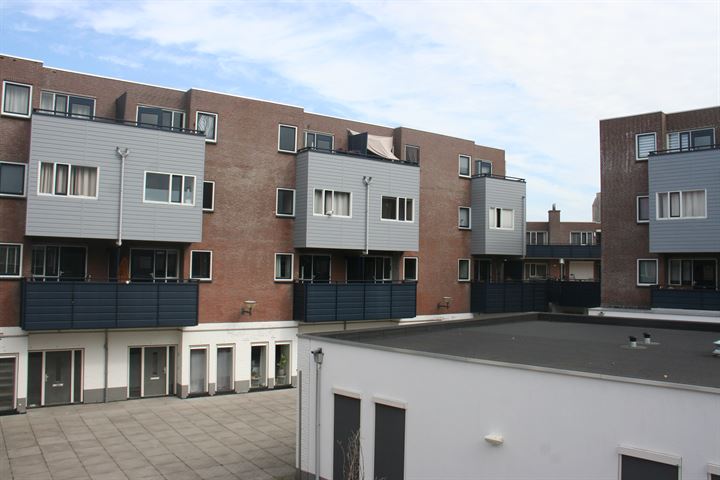 Bekijk foto 26 van Kaatsbaan 14