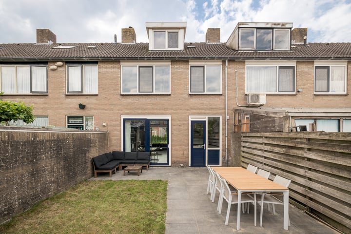 View photo 33 of Brilliant Starstraat 10