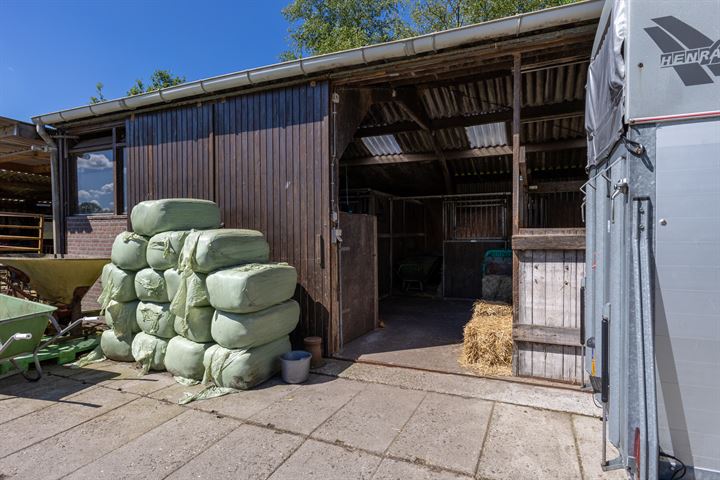 Bekijk foto 45 van Oosterhuisweg 22