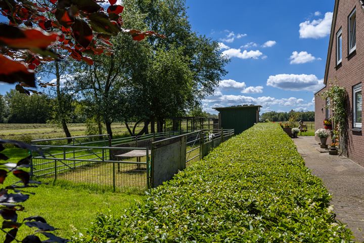 Bekijk foto 47 van Oosterhuisweg 22