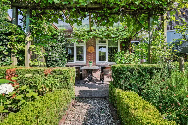 Foto 13 van Landlustweg 2