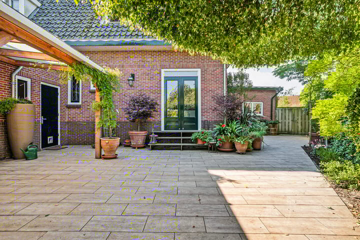 Foto 16 van Landlustweg 2