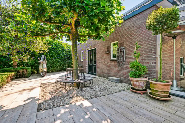 Foto 18 van Landlustweg 2