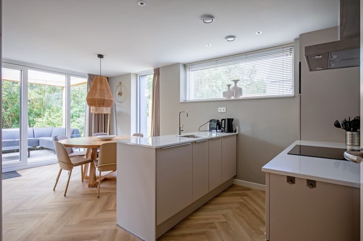 Foto 11 van Postweg 8-220