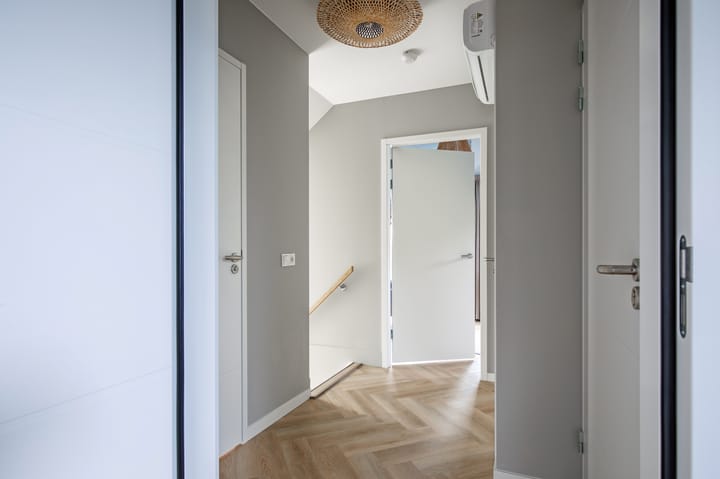 Foto 24 van Postweg 8-220