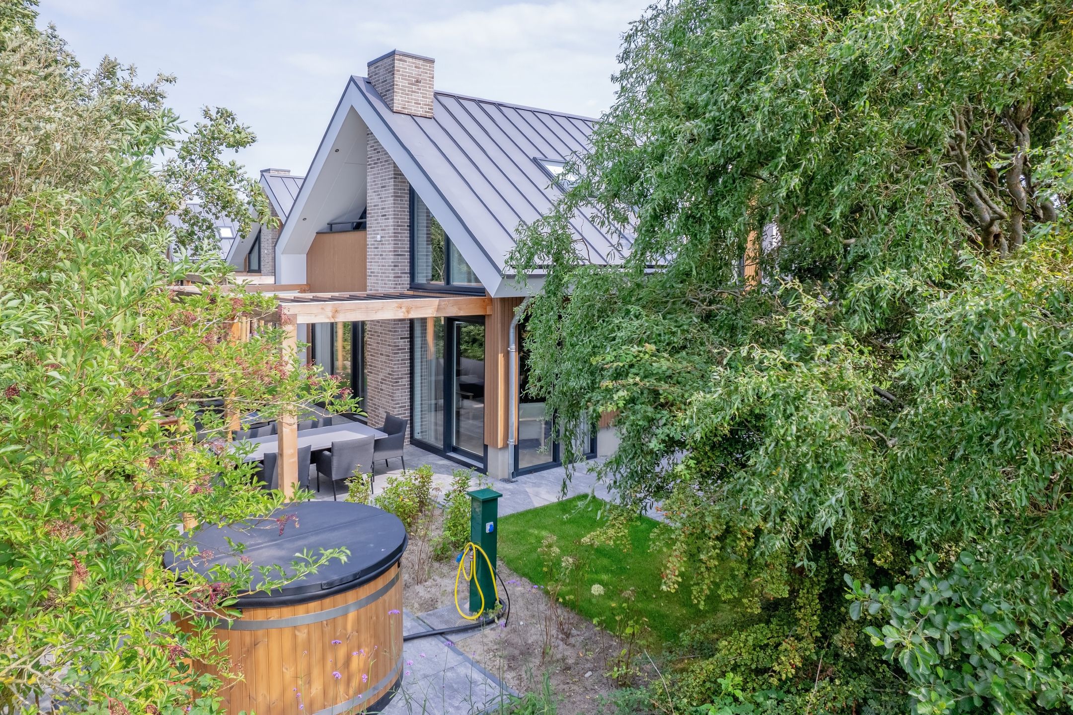 Foto 42 van Postweg 8-220