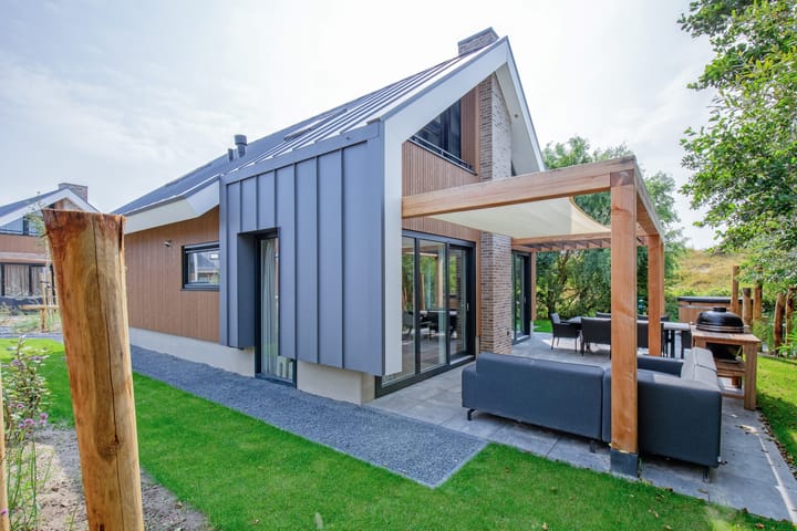 Foto 44 van Postweg 8-220