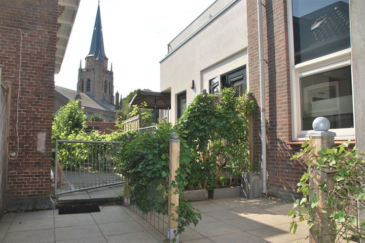 Treubstraat 12