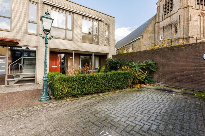 Bekijk foto 31 van Dorpsstraat 174