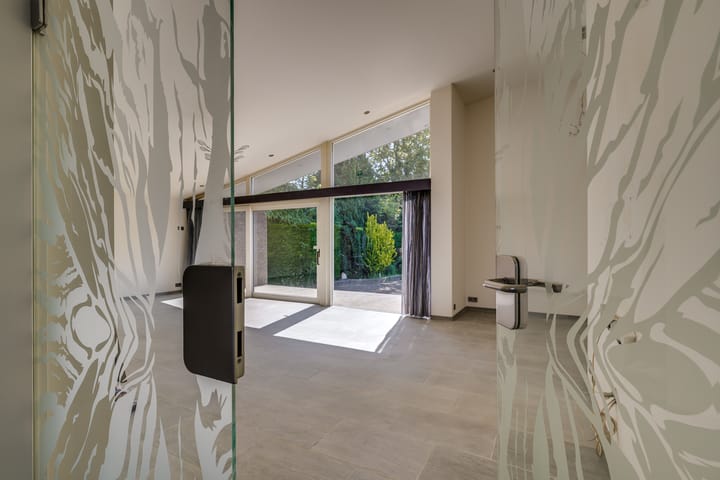 Foto 15 van Parnashofweg 35