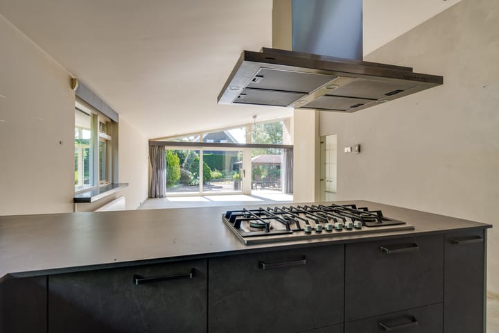 Foto 20 van Parnashofweg 35