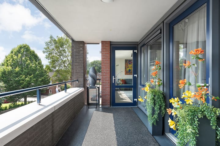 Foto 33 van Burgemeester Schuitestraat 118