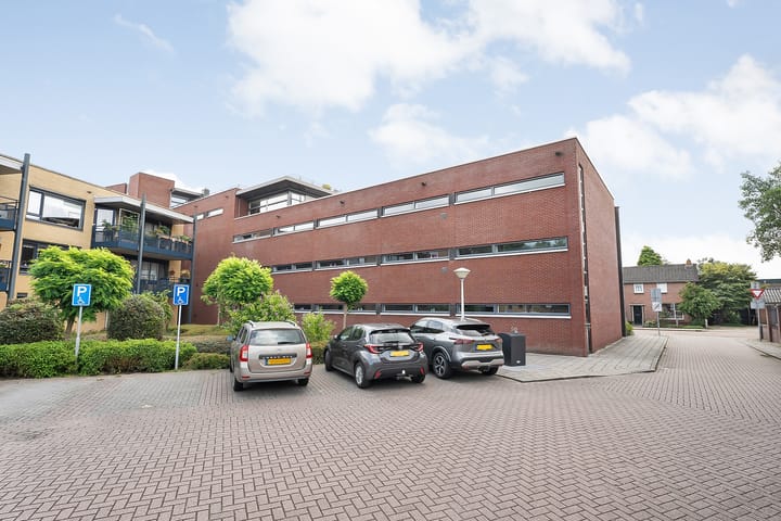 Foto 36 van Burgemeester Schuitestraat 118