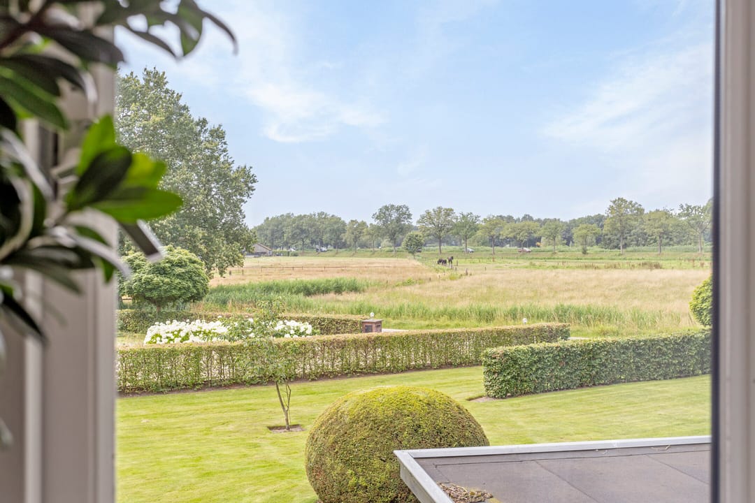 Photo 61 of Bellertstraat 22