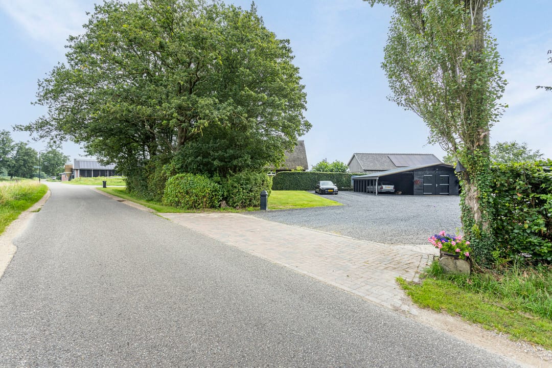 Photo 103 of Bellertstraat 22