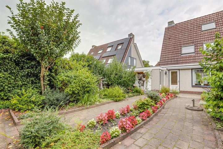 View photo 28 of Dr. Nolensstraat 17