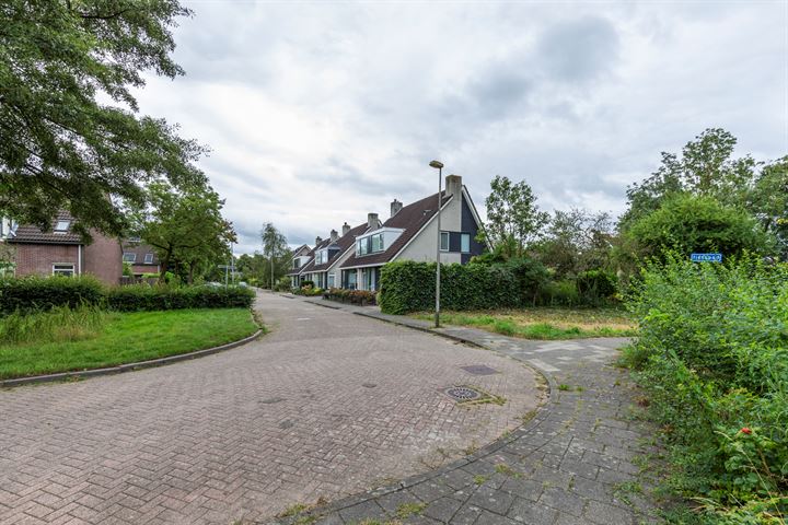 View photo 35 of Dr. Nolensstraat 17