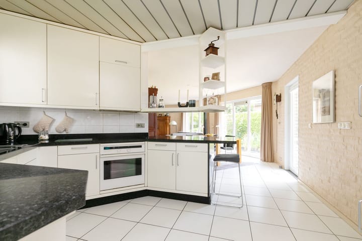 Photo 32 of d' Onvermoeidelaan 17