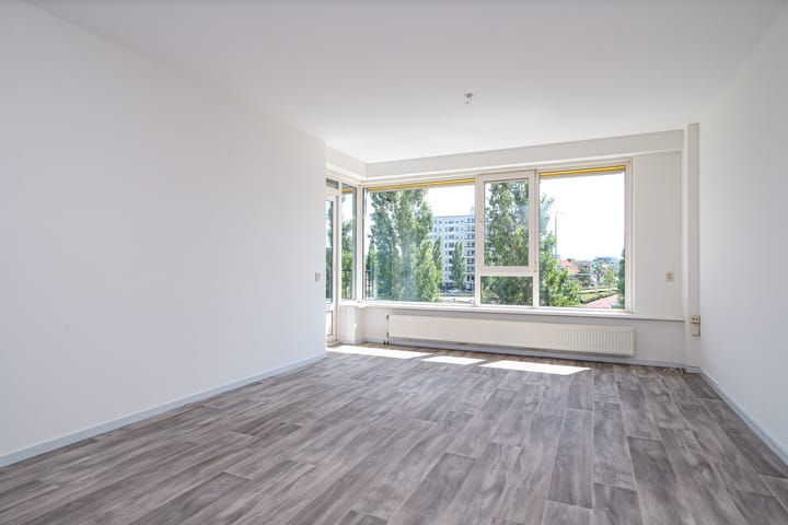 Foto 2 van Europaplein 24-C