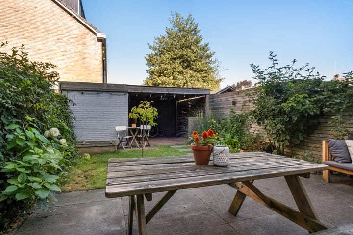 Foto 32 van Planetenbaan 176