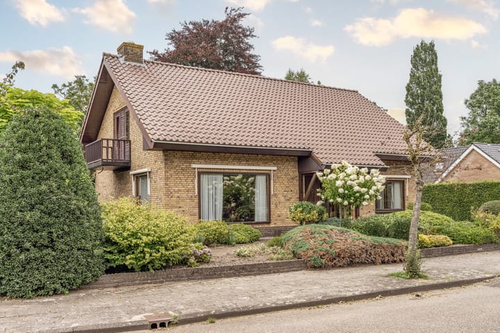 Foto 35 van Van Curlerstraat 8