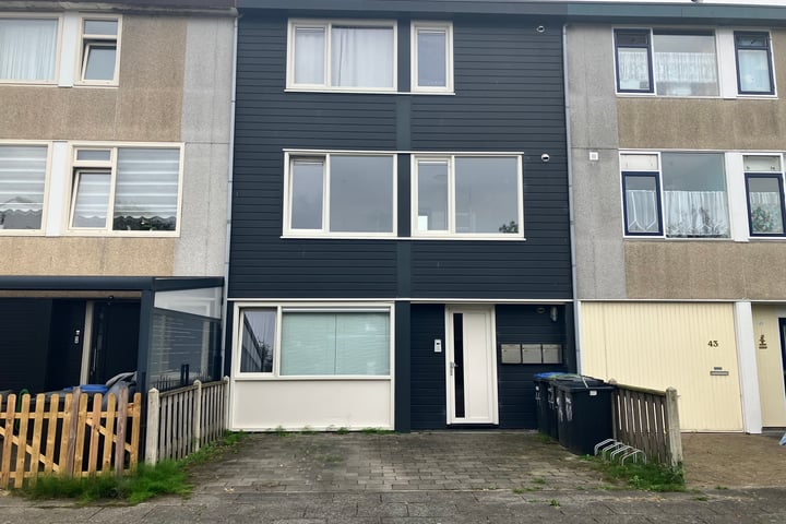 Baai 44 B