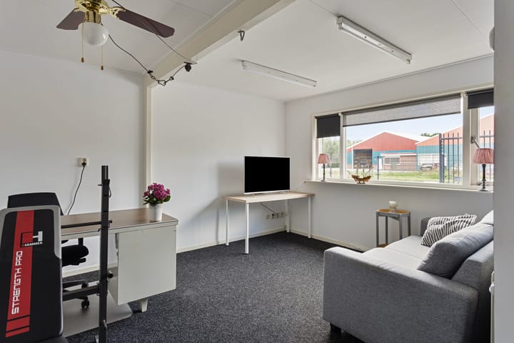 Photo 42 of Oastkern 16